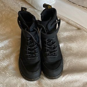 Dr Martens combs tech J size 5